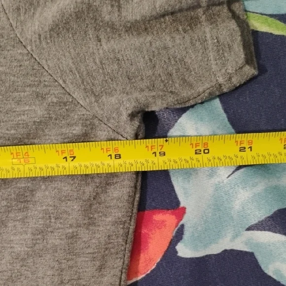 NATURAL LIFE Gray Crewneck Tee with Subtle Logo Print - Picture 5 of 5